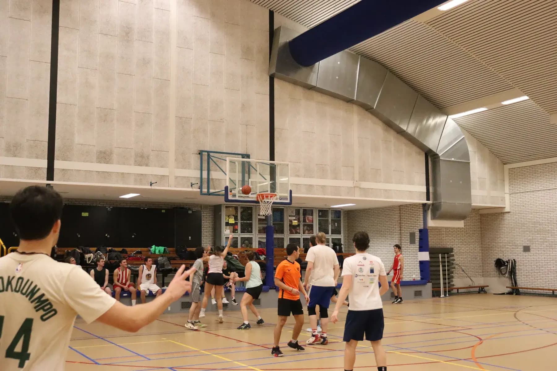 Punch basketball game at X